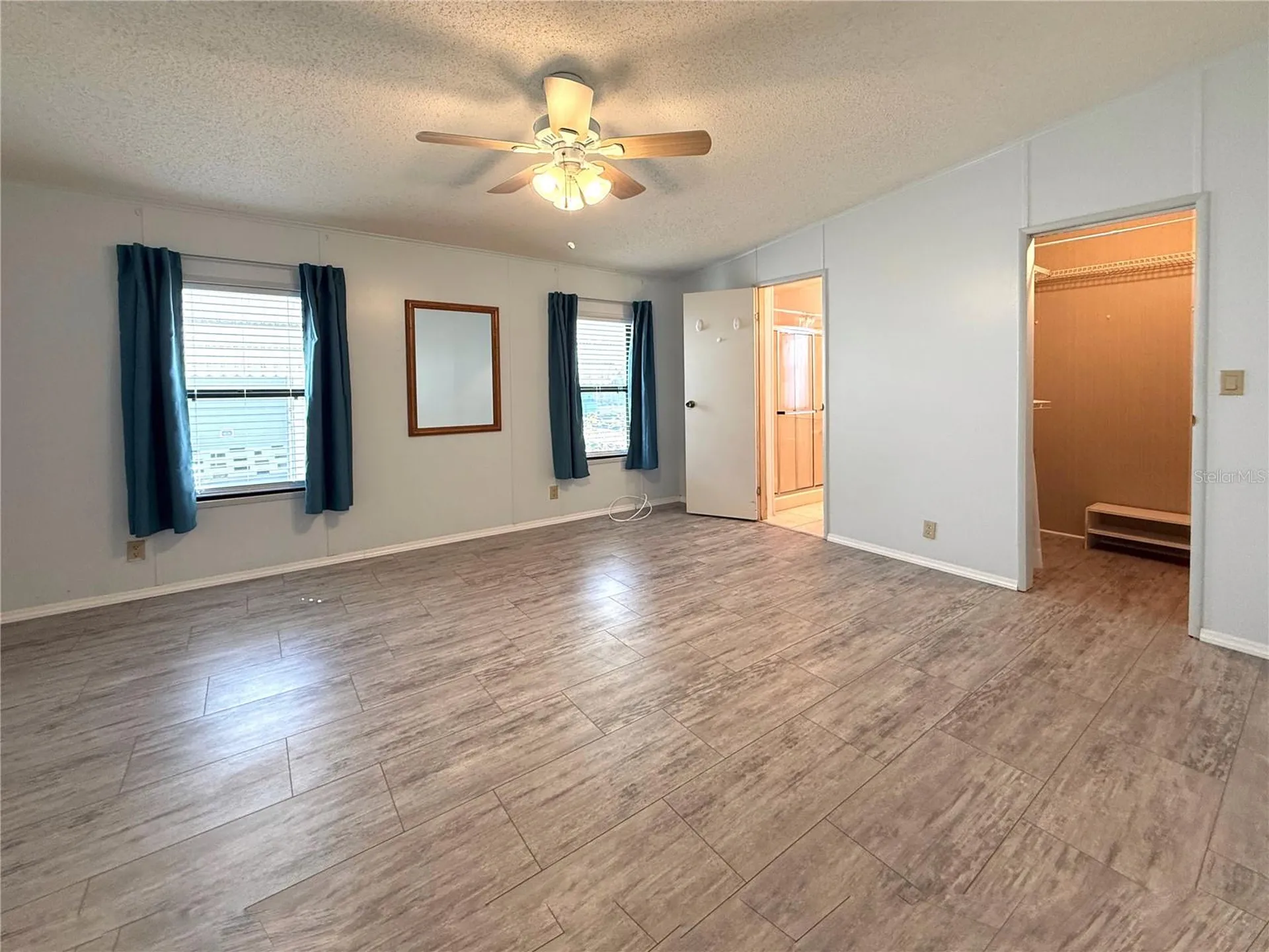 108 N Saint George Circle Apollo Beach FL 33572