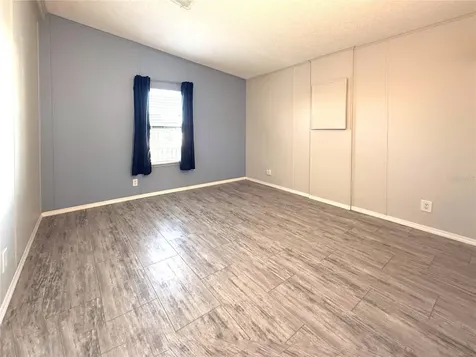 108 N Saint George Circle Apollo Beach FL 33572