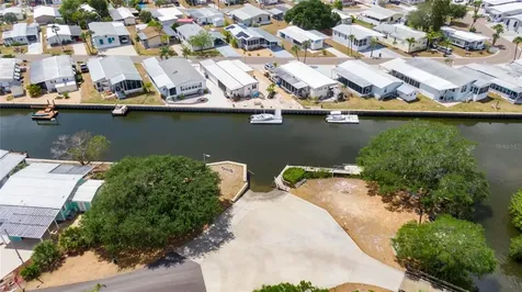 108 N Saint George Circle Apollo Beach FL 33572