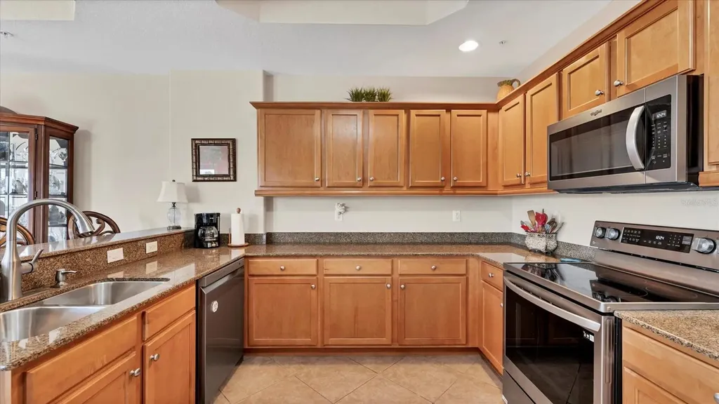 2245 N Beach Road Englewood FL 34223