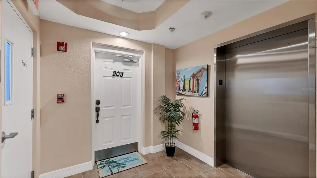 2245 N Beach Road Englewood FL 34223