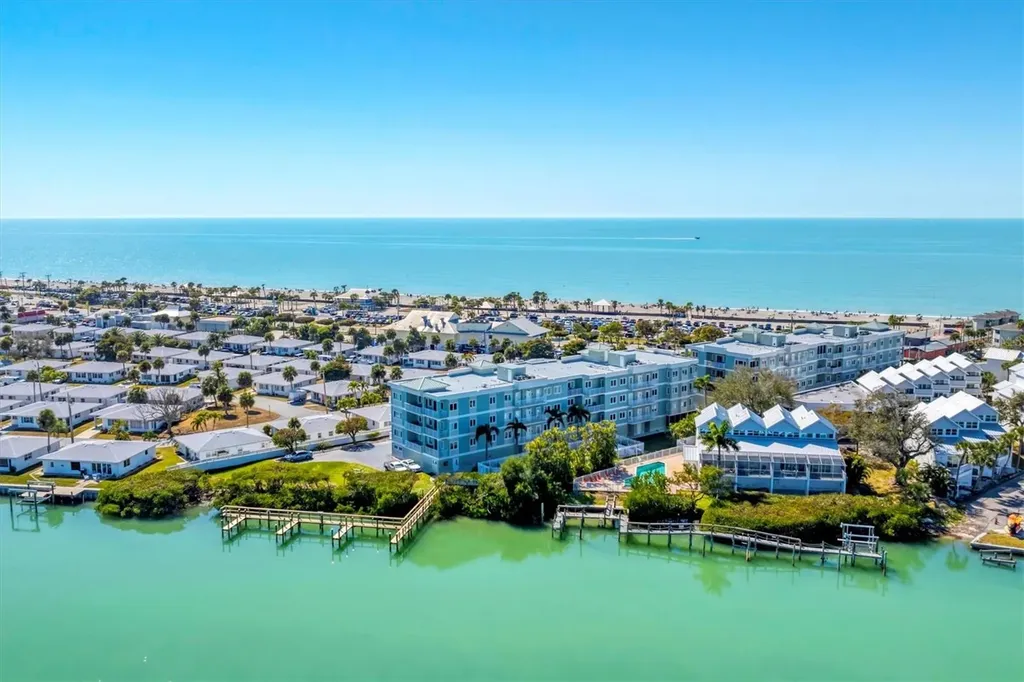 2245 N Beach Road Englewood FL 34223
