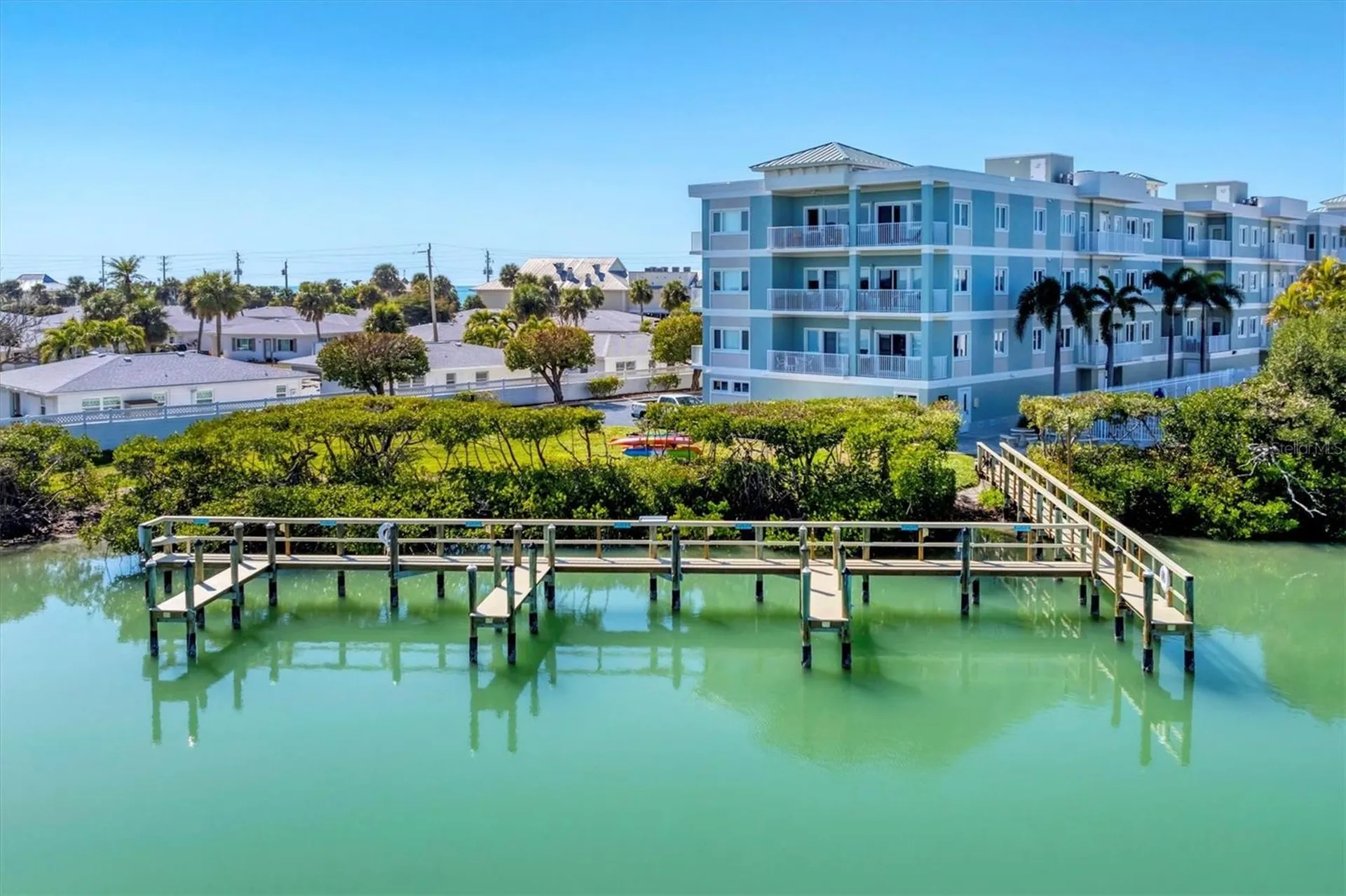 2245 N Beach Road Englewood FL 34223