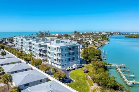 2245 N Beach Road Englewood FL 34223