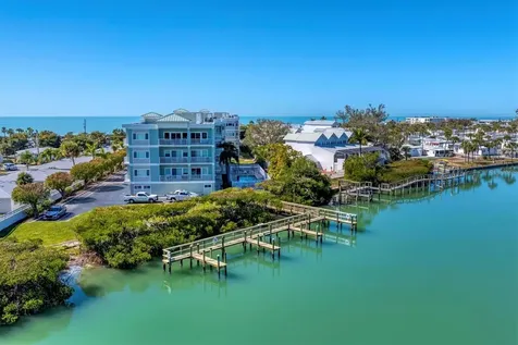 2245 N Beach Road Englewood FL 34223