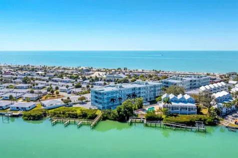 2245 N Beach Road Englewood FL 34223
