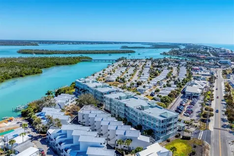 2245 N Beach Road Englewood FL 34223