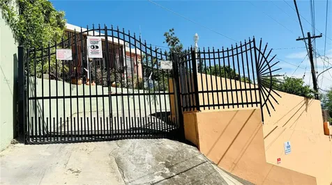 22 Hermanos Avila, Beltran Fajardo PR 00738
