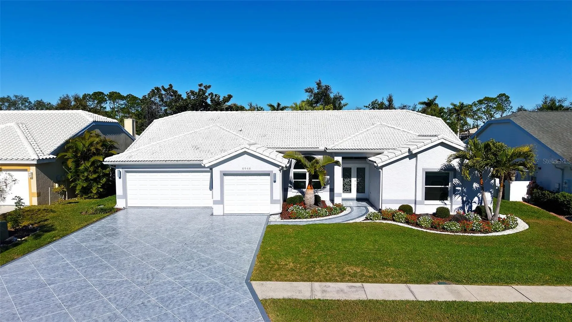 6948 Stetson Street Circle Sarasota FL 34243