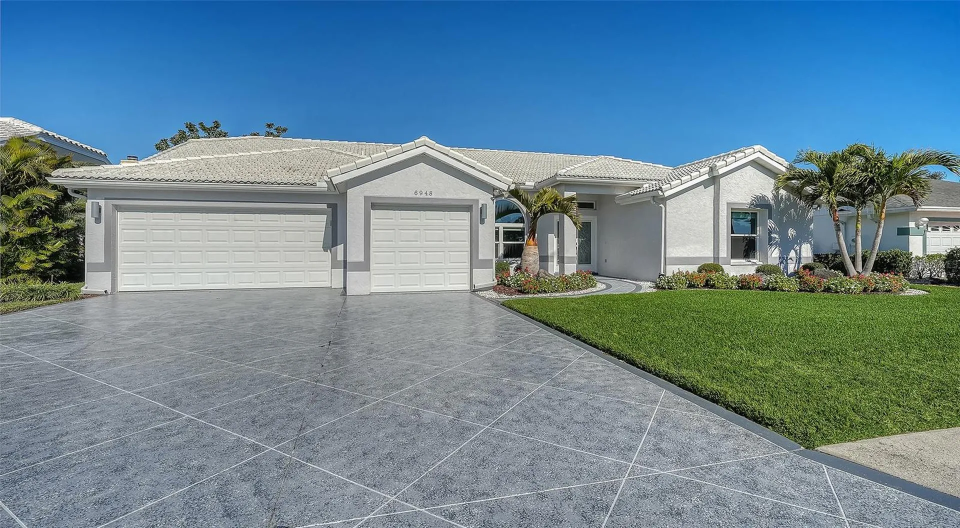 6948 Stetson Street Circle Sarasota FL 34243