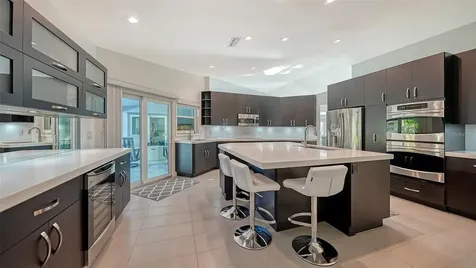 6948 Stetson Street Circle Sarasota FL 34243