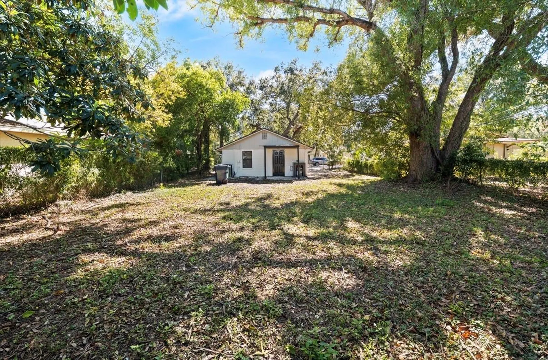 1804 E Palifox Street Tampa FL 33610