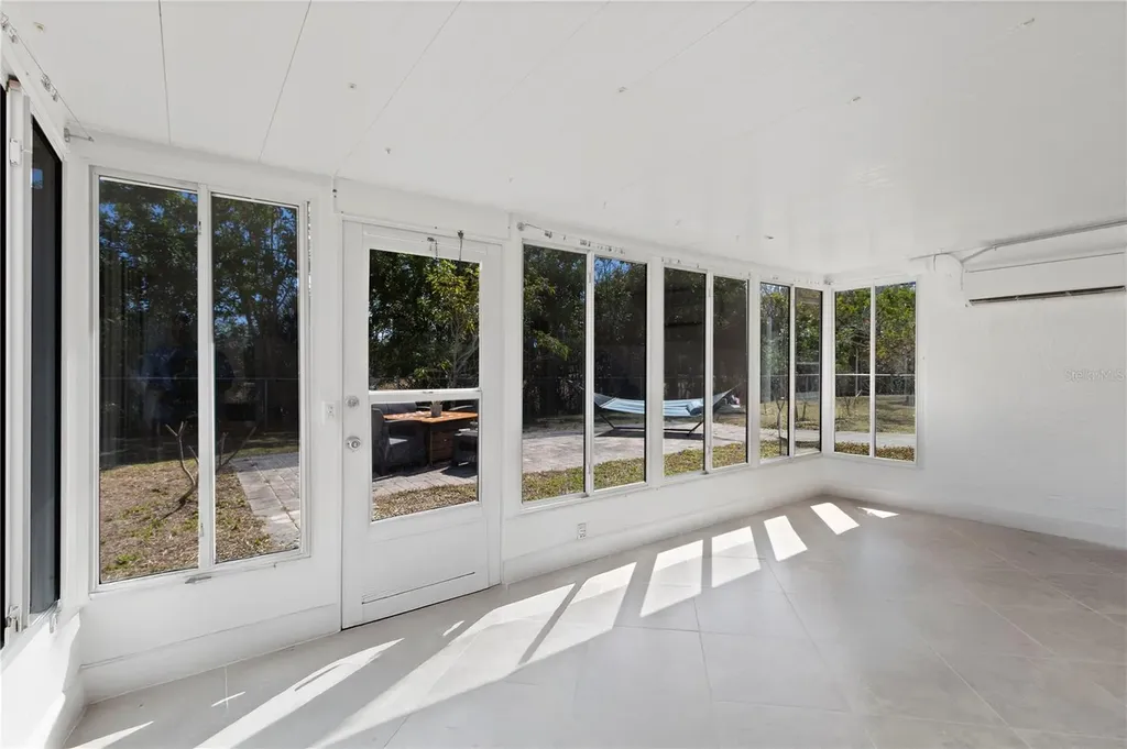 6725 Roxbury Drive Sarasota FL 34231