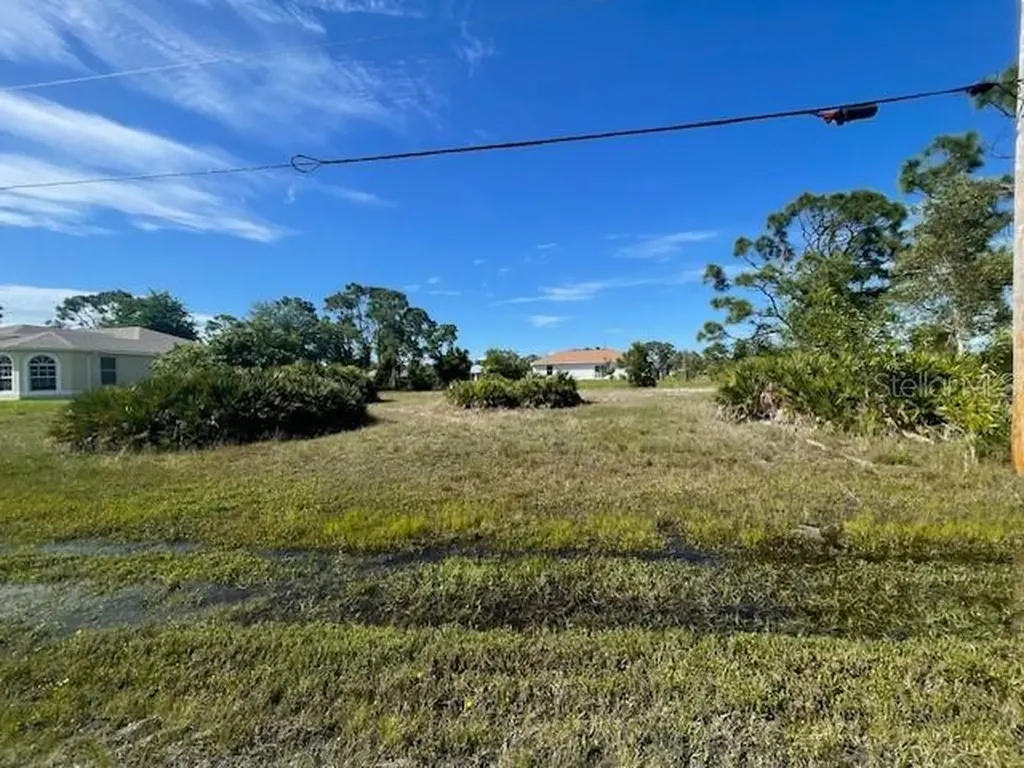 3621 NW 47th Lane Cape Coral FL 33993
