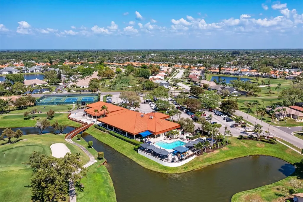 4202 Caddie Drive E Bradenton FL 34203
