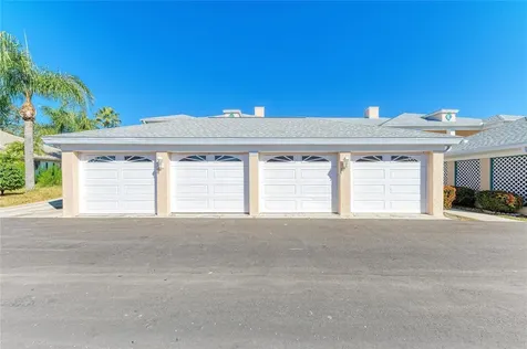 4202 Caddie Drive E Bradenton FL 34203