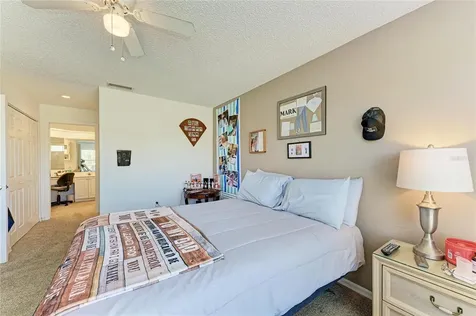 4202 Caddie Drive E Bradenton FL 34203