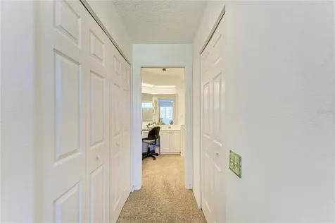 4202 Caddie Drive E Bradenton FL 34203