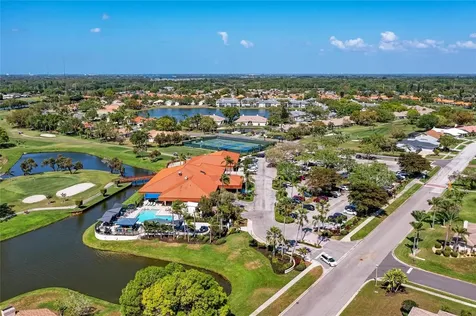 4202 Caddie Drive E Bradenton FL 34203