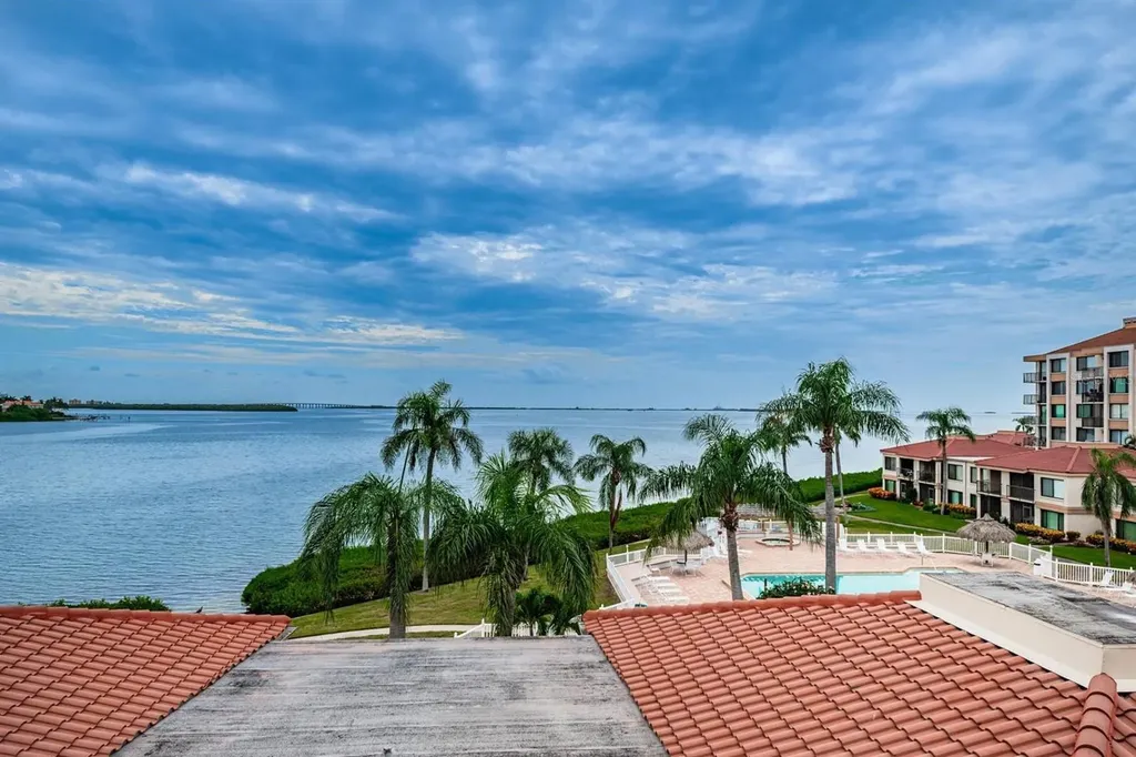 6218 Palma Del Mar Boulevard S St Petersburg FL 33715