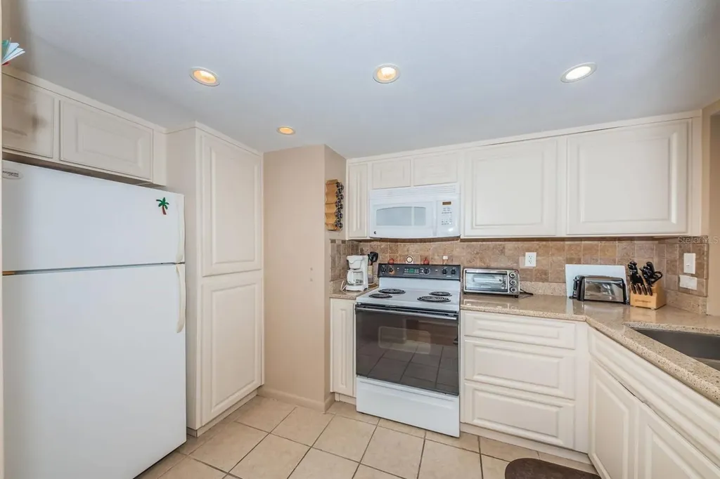 6218 Palma Del Mar Boulevard S St Petersburg FL 33715