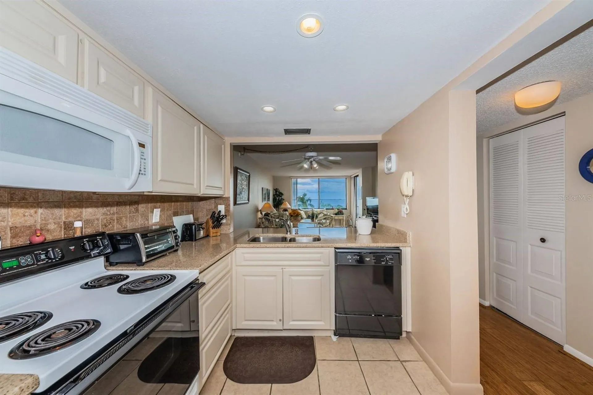 6218 Palma Del Mar Boulevard S St Petersburg FL 33715
