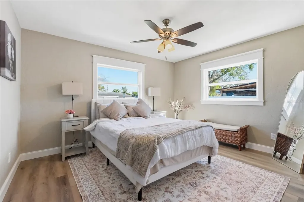 6160 22nd Avenue N St Petersburg FL 33710