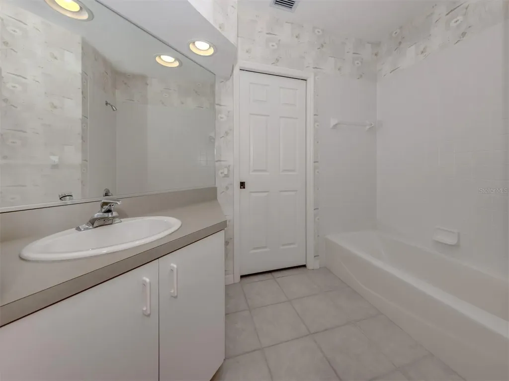 2139 Calusa Lakes Boulevard Nokomis FL 34275