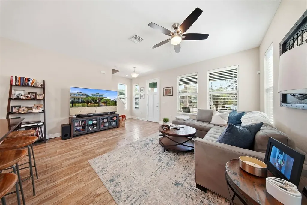 3023 W Spruce Street Tampa FL 33607