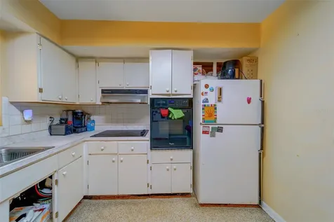 1300 S Hillcrest Avenue Clearwater FL 33756