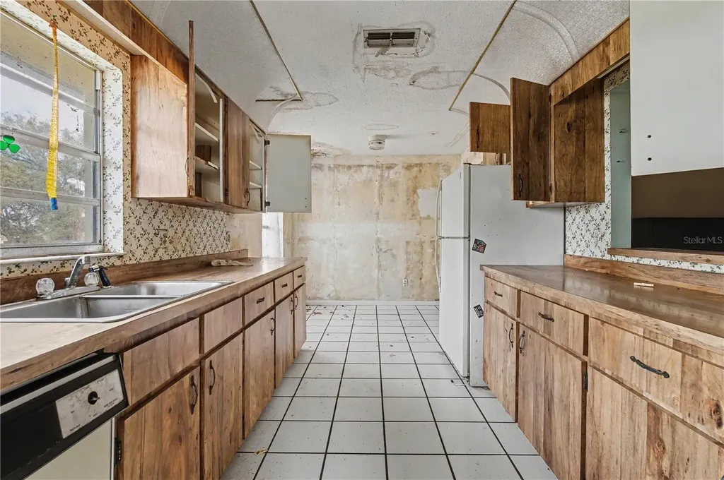 21528 SW Honeysuckle Street Dunnellon FL 34431