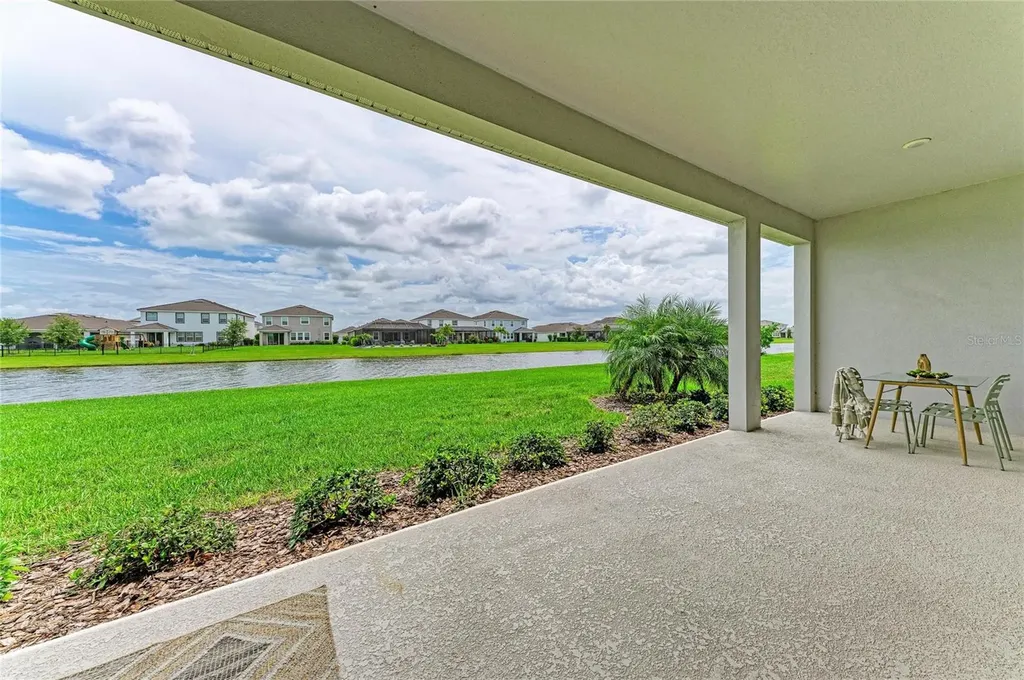 17725 Roost Place Lakewood Ranch FL 34211