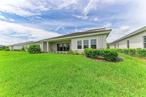 17725 Roost Place Lakewood Ranch FL 34211