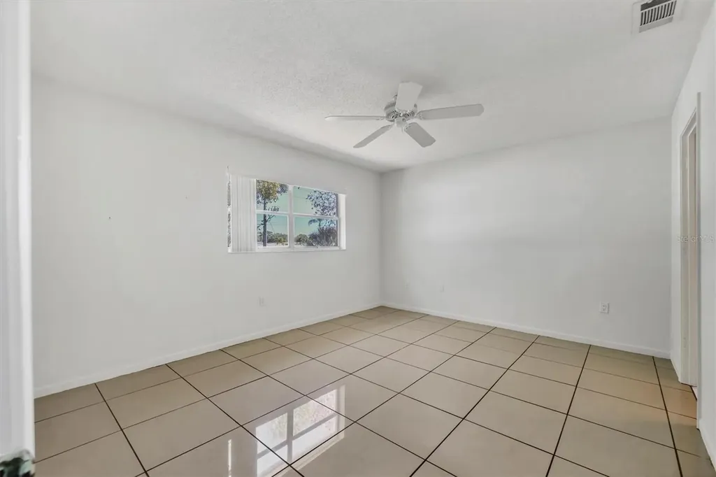 5503 Fountain Lake Circle Bradenton FL 34207