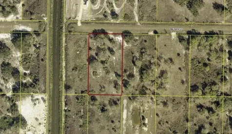 18344 NW 284th Street Okeechobee FL 34972