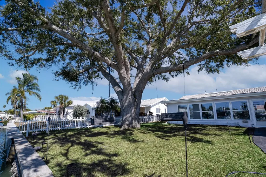 11800 6th Street E Treasure Island FL 33706