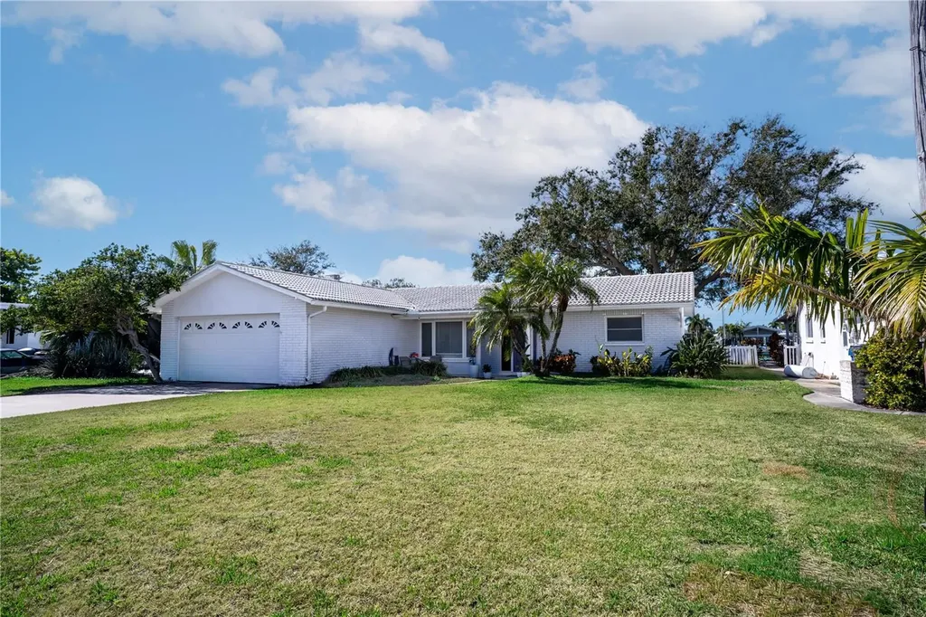 11800 6th Street E Treasure Island FL 33706
