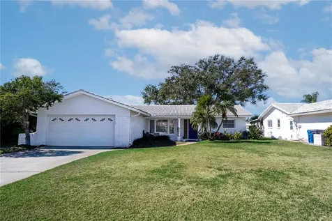 11800 6th Street E Treasure Island FL 33706