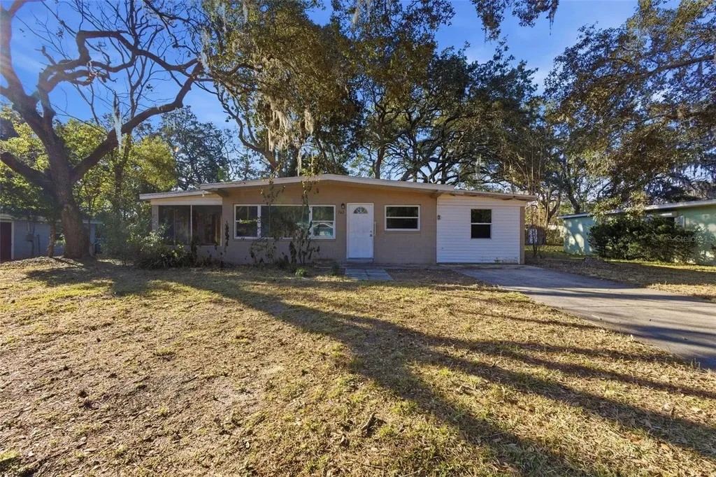762 Valencia Avenue Orange City FL 32763