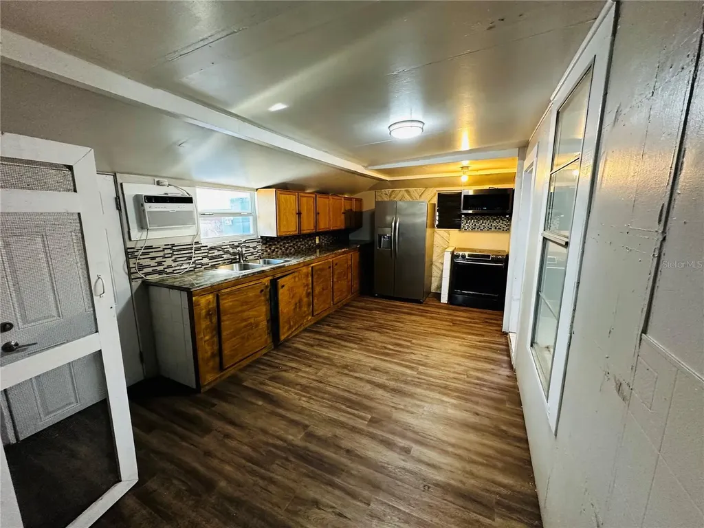 2415 Marconi Street Tampa FL 33605