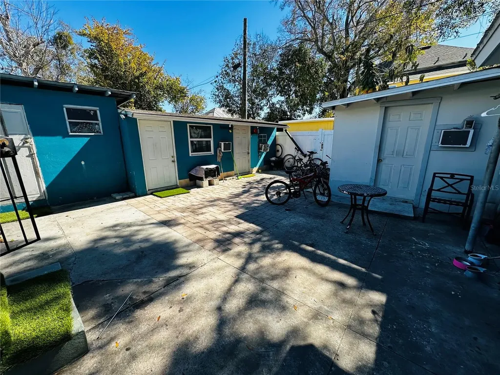 2415 Marconi Street Tampa FL 33605