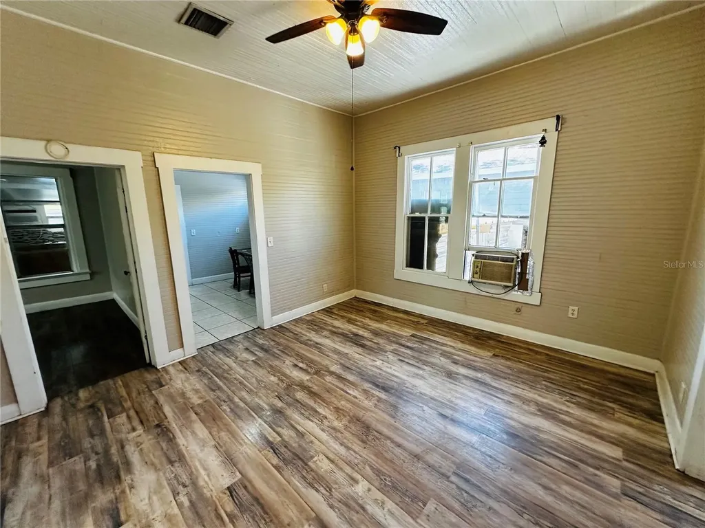2415 Marconi Street Tampa FL 33605