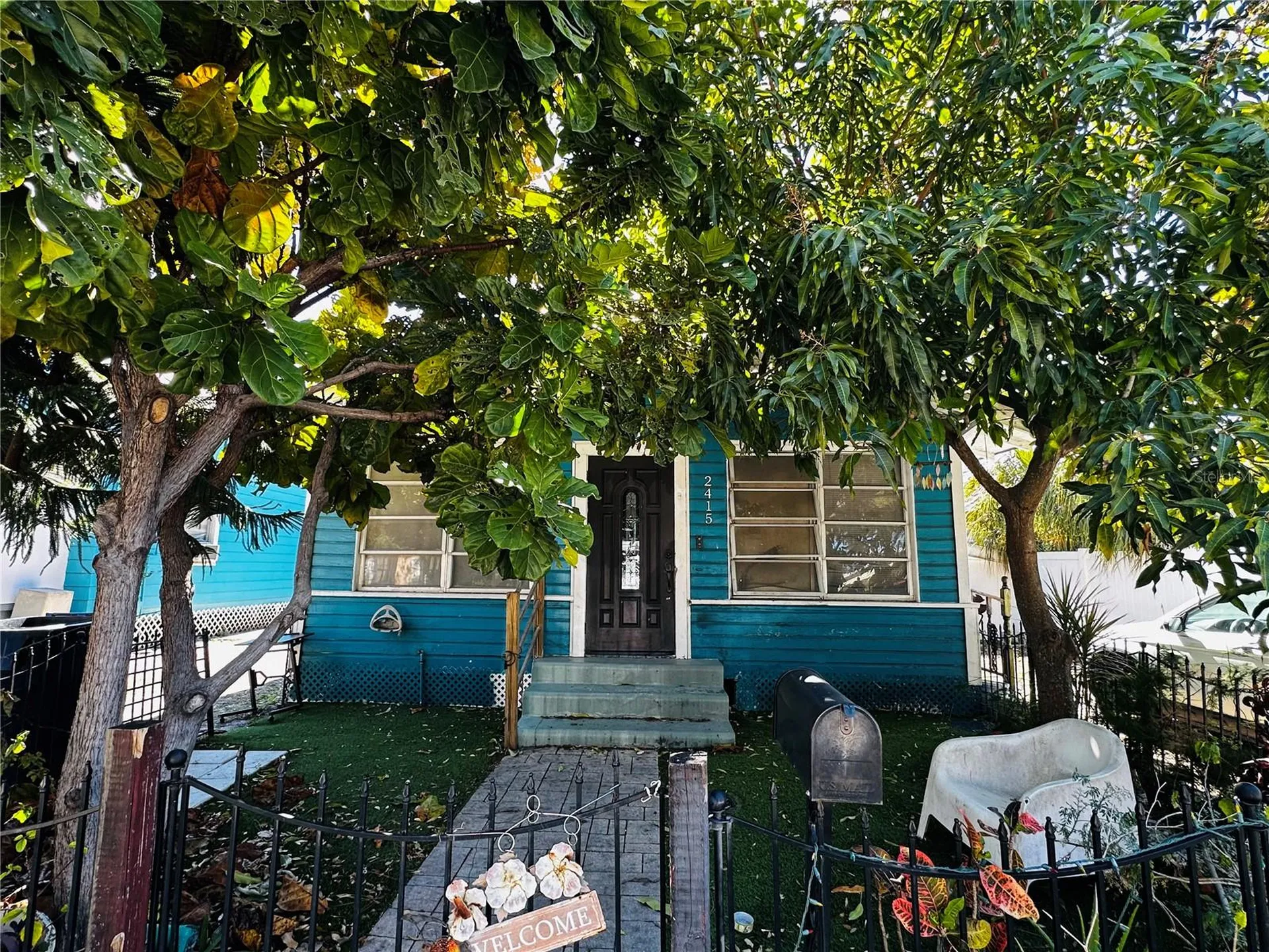 2415 Marconi Street Tampa FL 33605