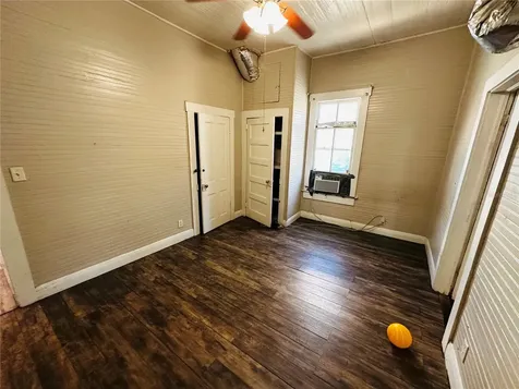 2415 Marconi Street Tampa FL 33605