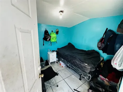 2415 Marconi Street Tampa FL 33605