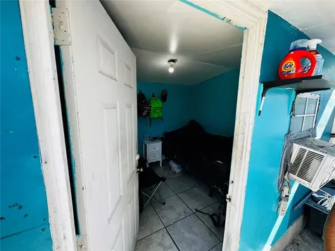 2415 Marconi Street Tampa FL 33605