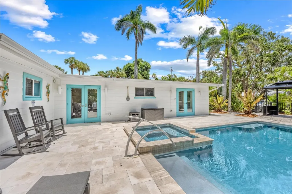 3360 Higel Avenue Sarasota FL 34242