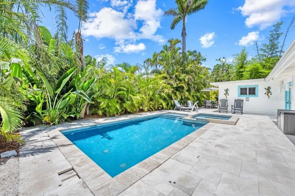 3360 Higel Avenue Sarasota FL 34242