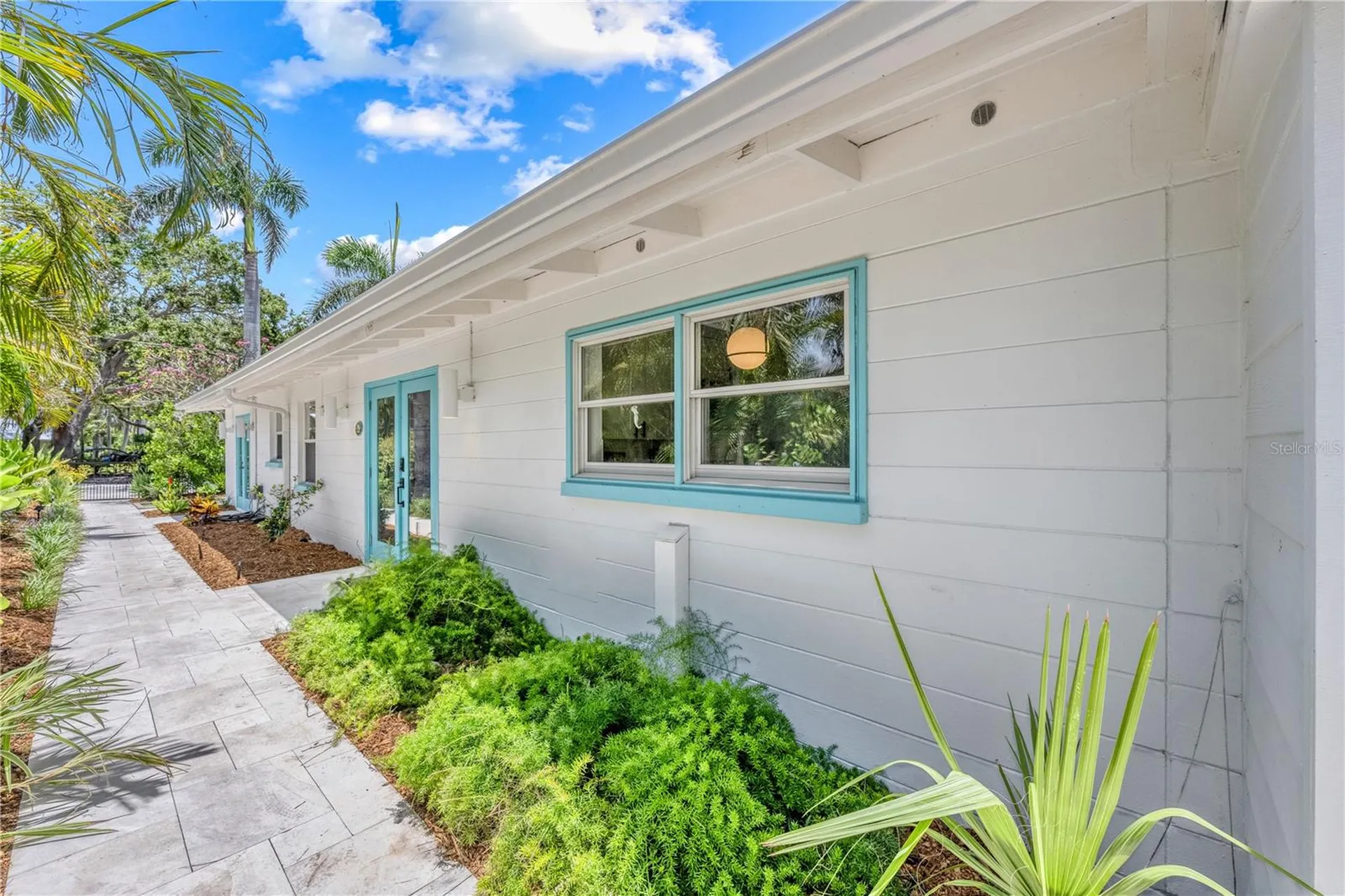 3360 Higel Avenue Sarasota FL 34242
