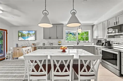 3360 Higel Avenue Sarasota FL 34242